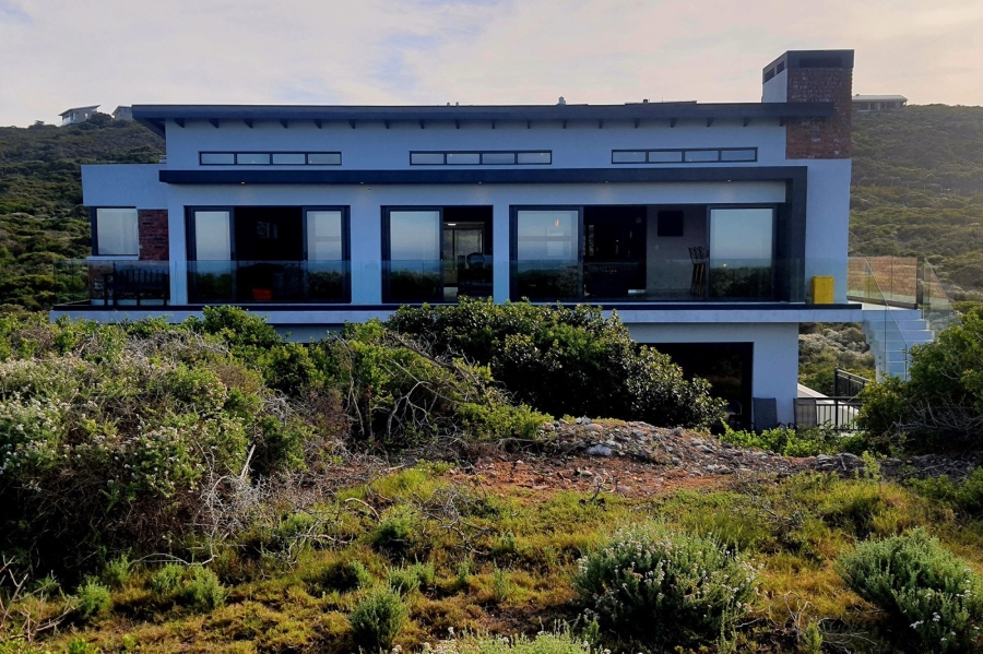3 Bedroom Property for Sale in Dana Bay Western Cape